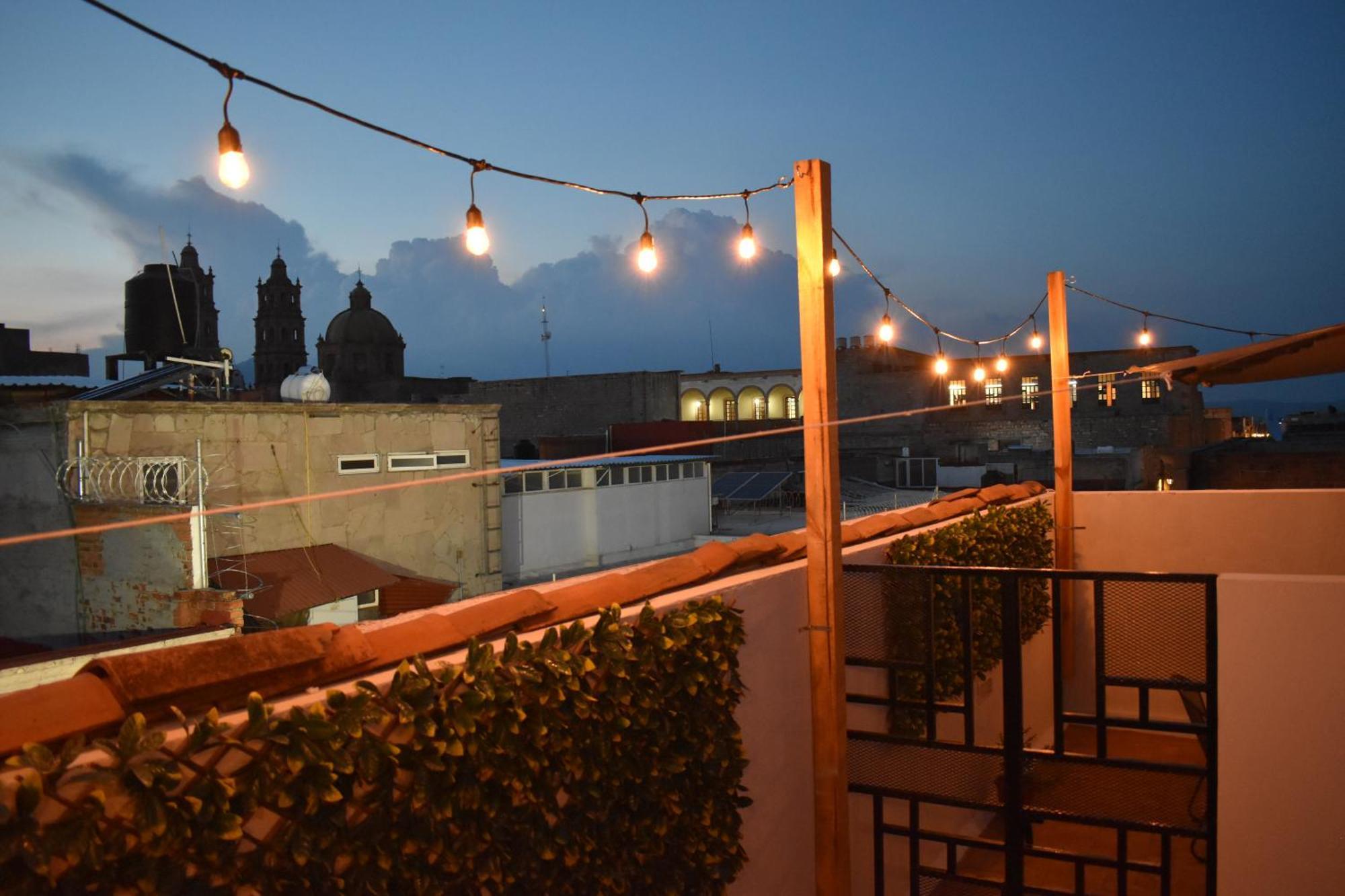 El Suburbio - Serapio Rendon Morelia Kültér fotó