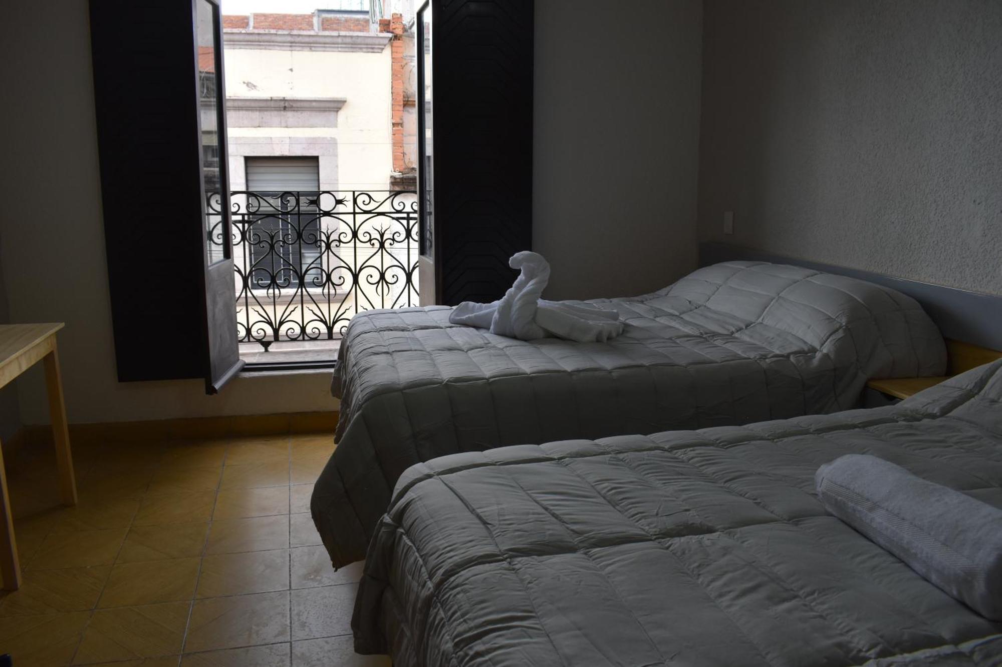 El Suburbio - Serapio Rendon Morelia Kültér fotó