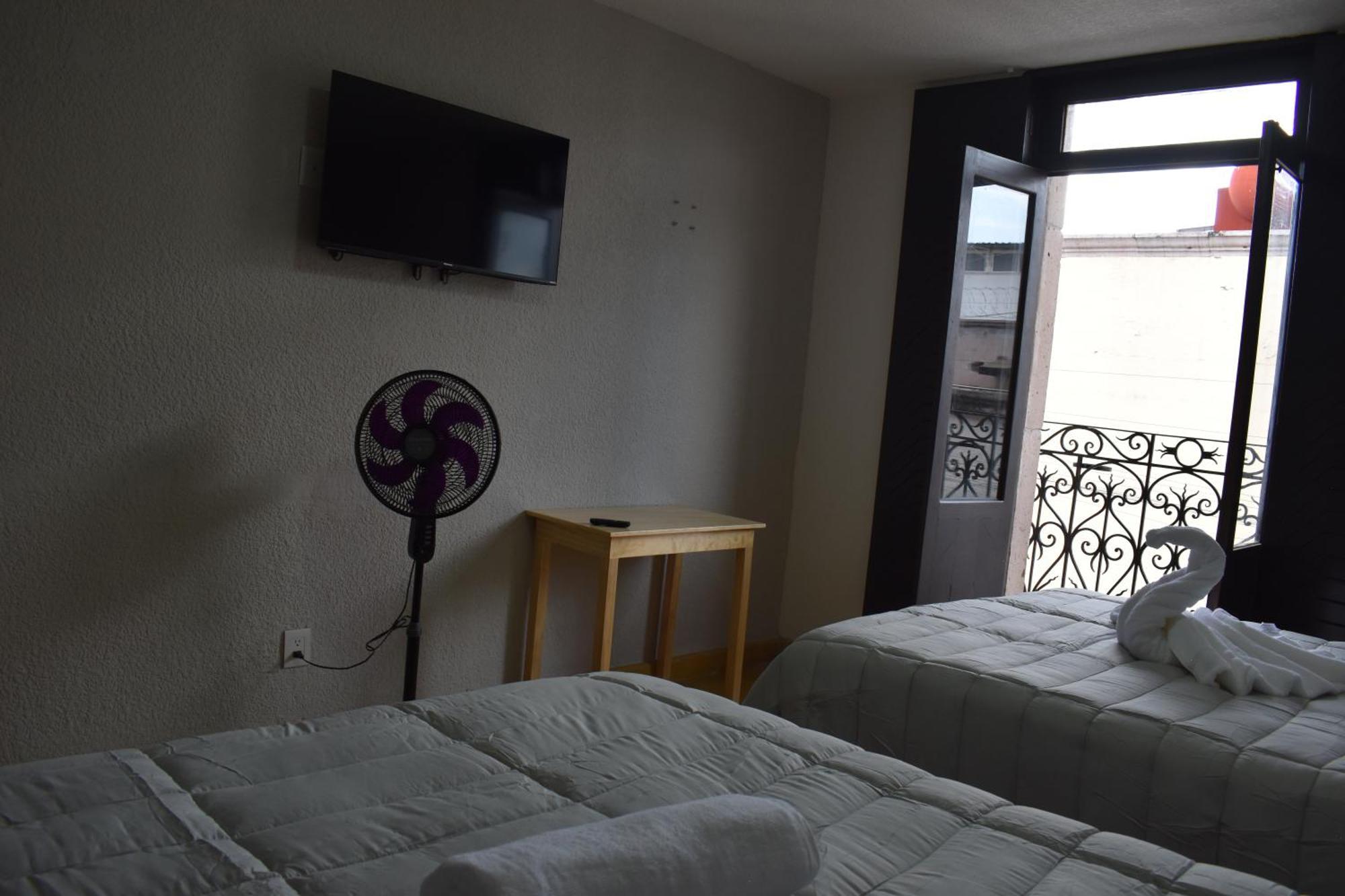 El Suburbio - Serapio Rendon Morelia Kültér fotó